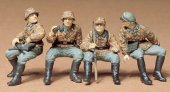 Tamiya 35109 - 1/35 German Soldiers Seated