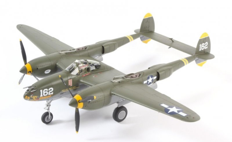 Tamiya 25199 - 1/48 Lockheed P-38H Lightning