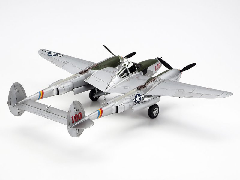 Tamiya 61123 - 1/48 P-38J Lightning Scale Model Kit