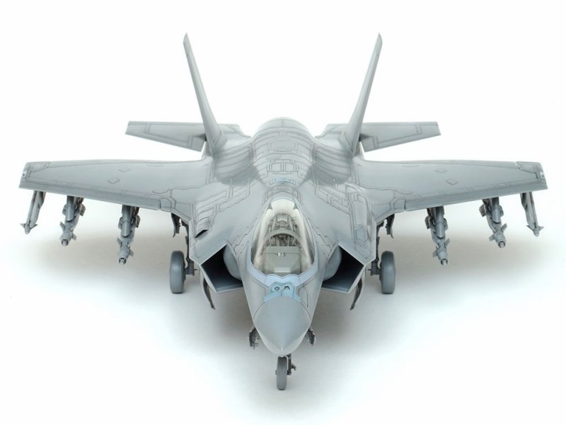 Tamiya Lockheed Martin F 35A Lightning II 61124