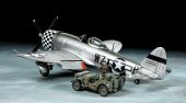 Tamiya 25214 - 1/48 Republic P-47D Thunderbolt Bubbletop & 1/4 ton 4x4 Light Vehicle Set