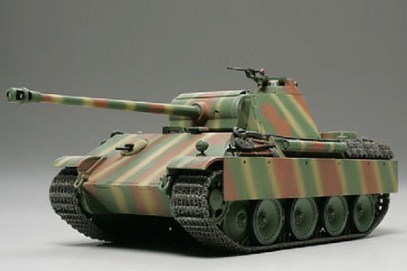 Tamiya 26517 - 1/48 Panther G Kustrin Finish