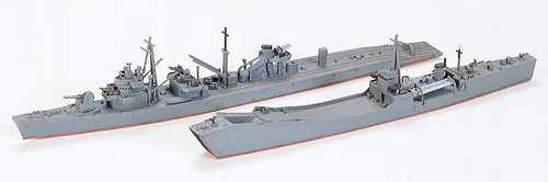 Tamiya 31501 - 1/700 1st & 2nd Class Cargo Ships