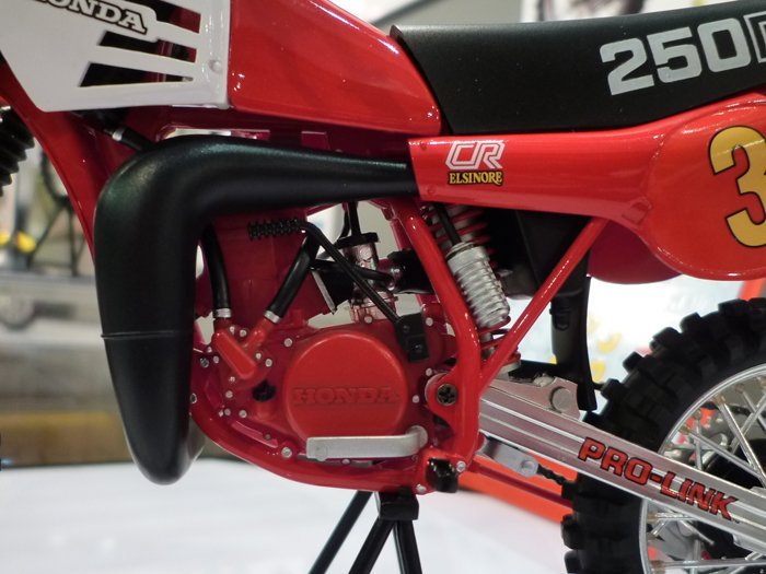 Tamiya 14011 1/12 Honda CR250R Classic Motocross Kit