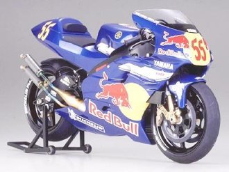 Tamiya Red Bull Yamaha WCM YZR 500 1999 14076