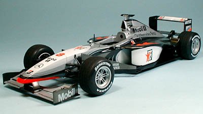 Tamiya 20046 - McLaren Mercedes MP4/13