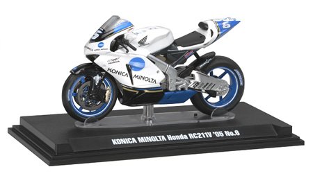 Tamiya 26803 - 1/24 Konica Minolta Honda - No.6 RC211V