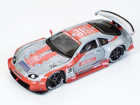 Tamiya 23709 - au Cerumo Supra 2003