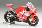Tamiya 21049 - D'Antin Pramac Ducati Finish